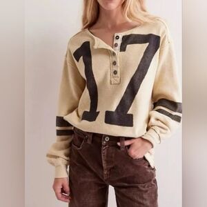 Free People Slouchi Oversized Charlie Graphic Termal Tee Combo. Sweatshirt. Top